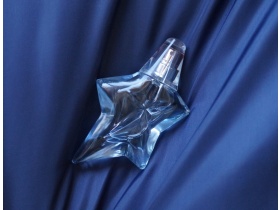 SMRÓD LUKSUSOWYCH PERFUM